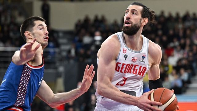 Luka Mitrović i Toko Šengelija (©FIBA Basketball)